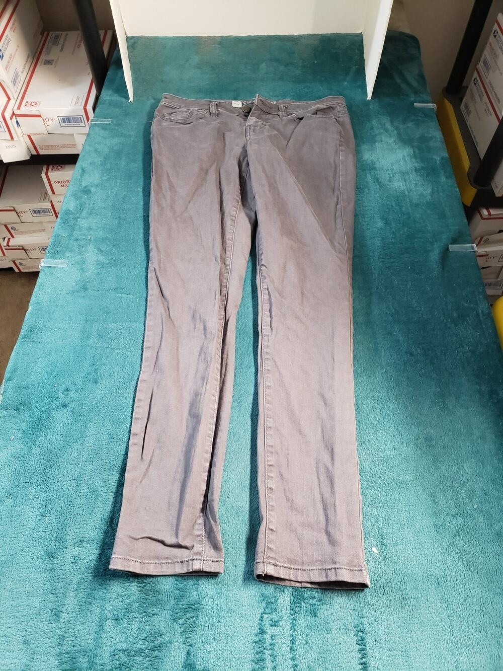 Mossimo Jeans Size 6 Women Gray Pants Stretch Denim Ladies Mid Rise Curvy Skinny